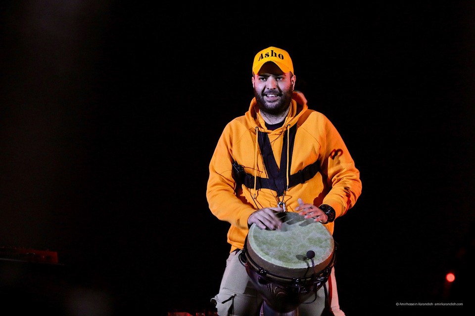 Ali Yasini became a sensation at the 35th Fajr Music Festival. Ali Yasini took to the stage at the Fajr Music Festival for the first time.