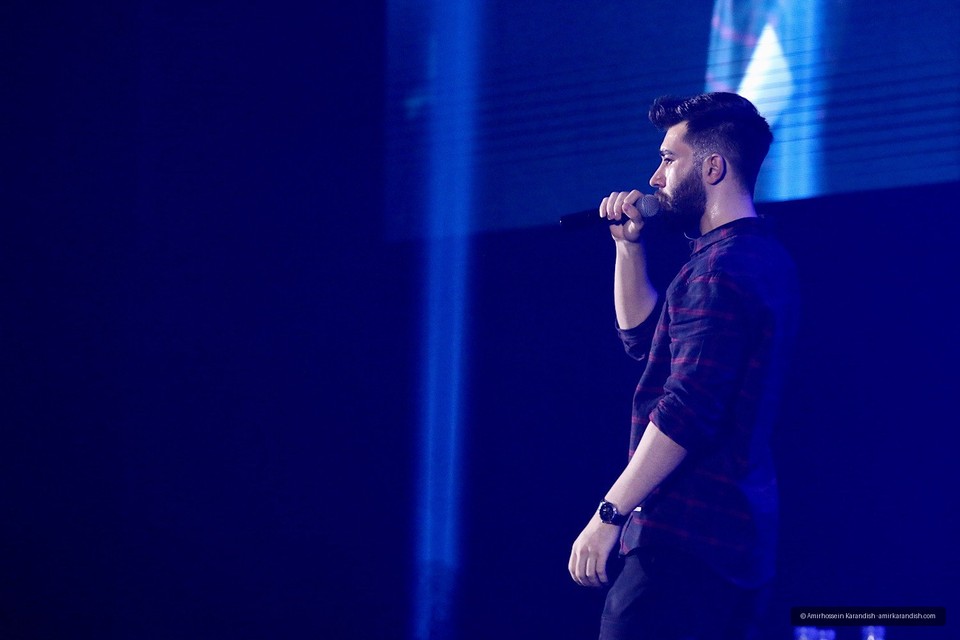 Ali Yasini became a sensation at the 35th Fajr Music Festival. Ali Yasini took to the stage at the Fajr Music Festival for the first time.