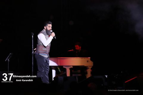 Ali Zand Vakili · 01