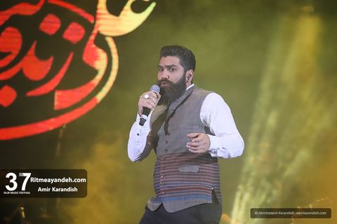 Ali Zand Vakili · 24
