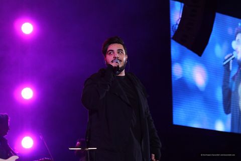 Aron Afshar · 15