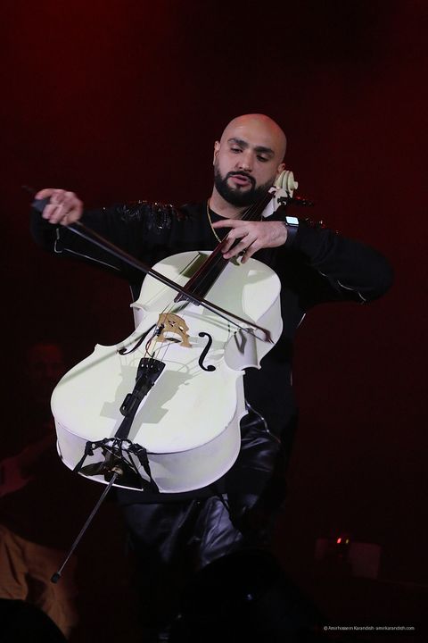 Masih & Arash Ap · 18