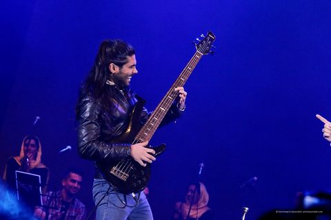 Omid Hajili · 09