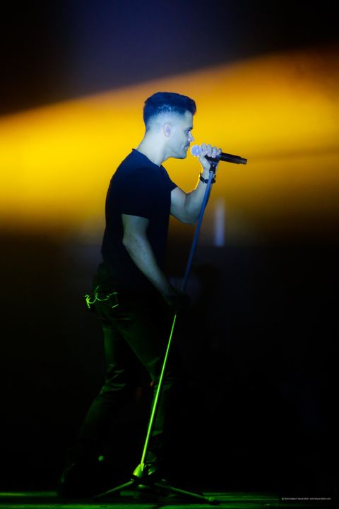 Sirvan Khosravi 02 · 15