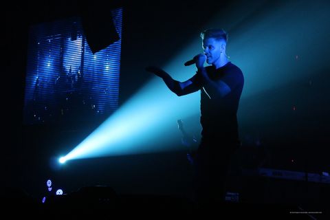 Sirvan Khosravi 02 · 18